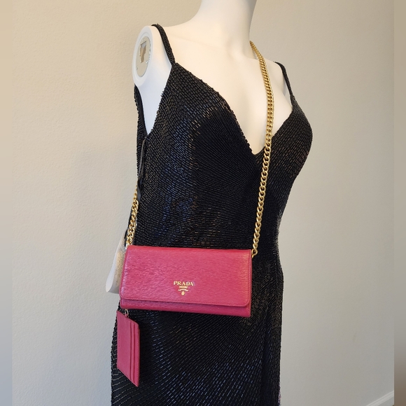 ✨🛍️ Prada Pink Saffiano Leather Wallet with Card Case - Picture 12 of 13
